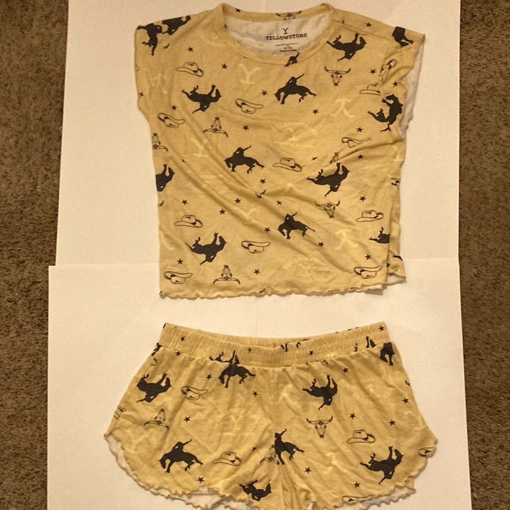 Yellow Western Pajama Set (Medium)
